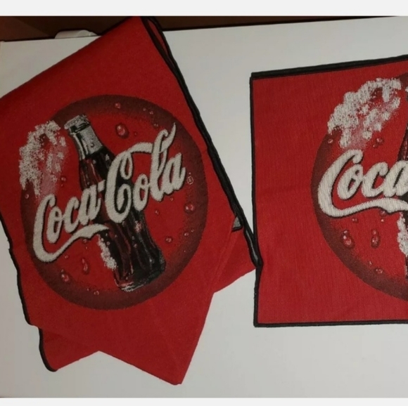 Coca Cola Kitchen Coca Cola Table Runner 2 Placemats Poshmark Coca Cola Kitchen Coca Cola Table Runner 2 Placemats Poshmark